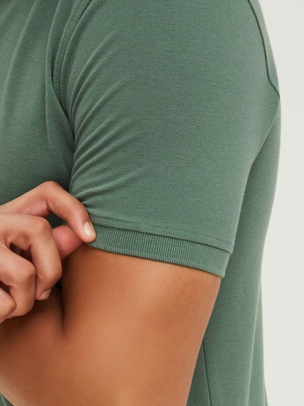 Max Mens Cotton Blend Solid Regular Fit T-Shirt - Image 6