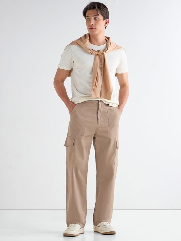 Bewakoof Men's Straight Fit Mid Rise Pants - Image 4