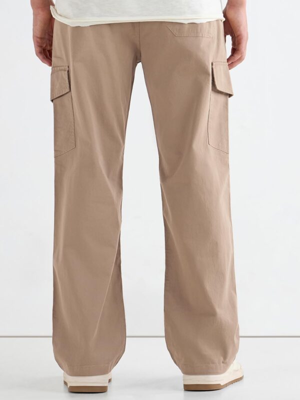 Bewakoof Men's Straight Fit Mid Rise Pants - Image 3