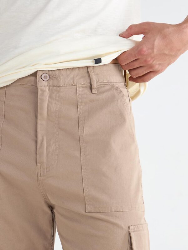 Bewakoof Men's Straight Fit Mid Rise Pants - Image 7