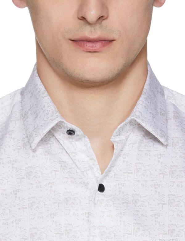 Arrow Men's Solid Slim Fit Shirt - Image 3