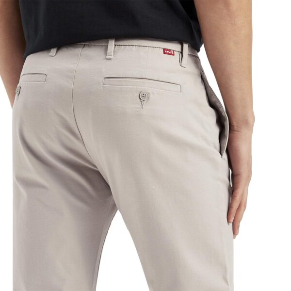Levi's Men's Mid Rise Tapered Casual Pants - Image 3