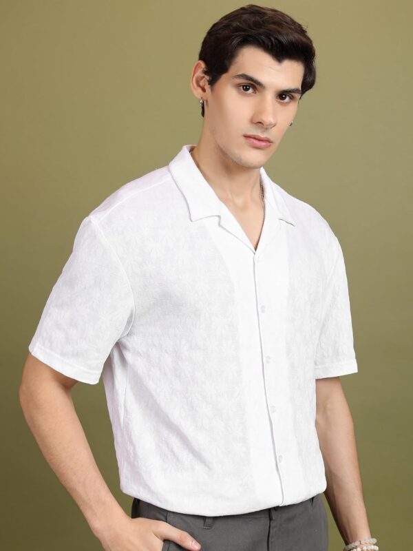 Highlander Men's Solid Oversized Fit Shirt - Image 4